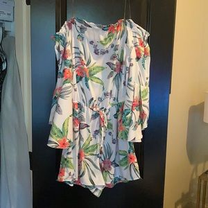 Multi color romper perfect for summer